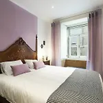 Whome | Trigueiros Downtown Apartment